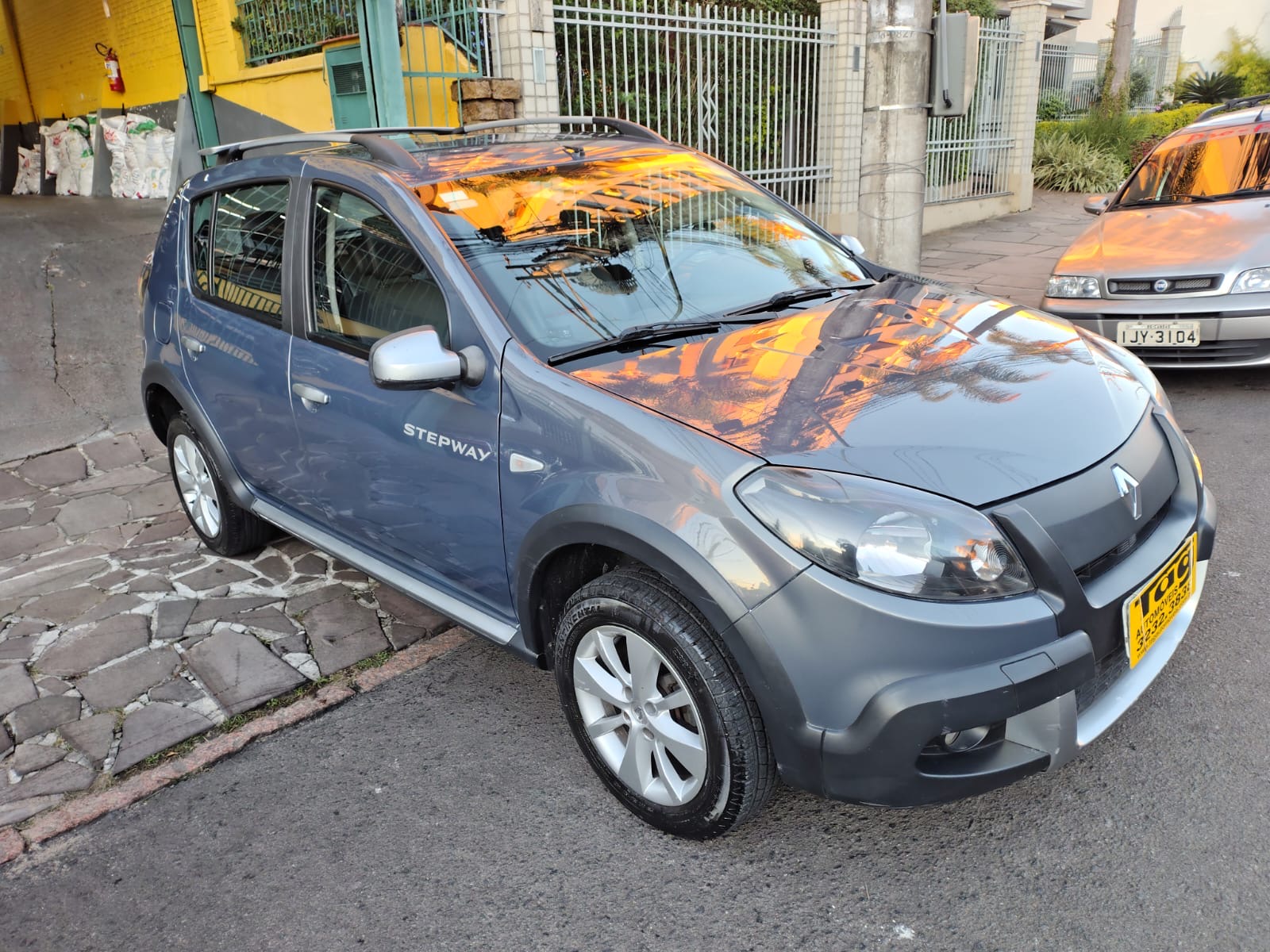 No momento, você está visualizando SANDERO STEPWAY 1.6 2012 AUTOMÁTICO